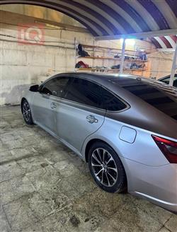 تويوتا أفالون